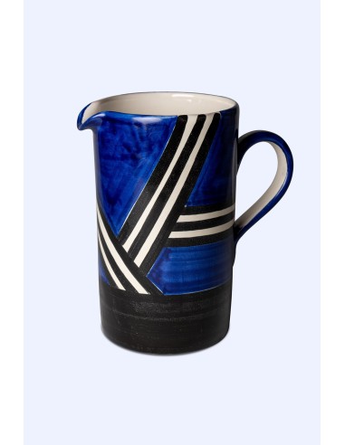 Tria pitcher